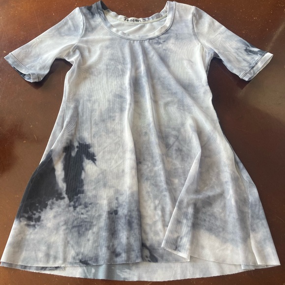 Dance costume - Picture 1 of 2